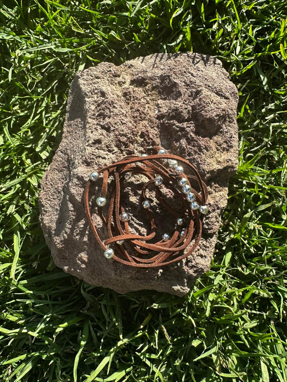 Pulsera tierra plata
